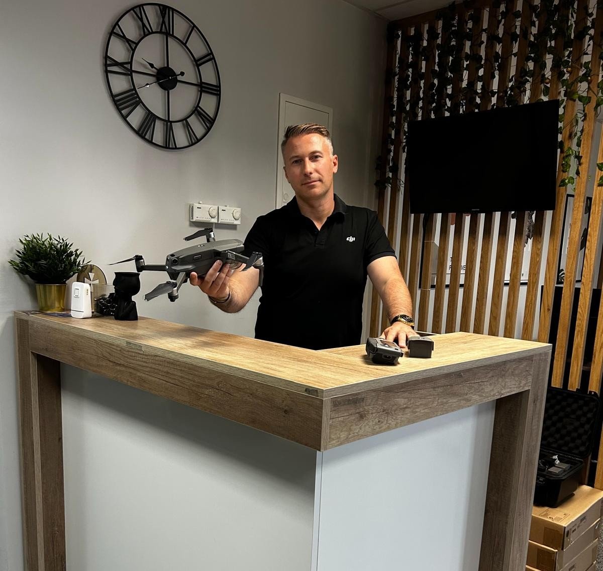 Zgłoś Naprawę Drona DJI Online: